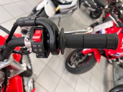 2025 Honda CRF125F - Photo 4