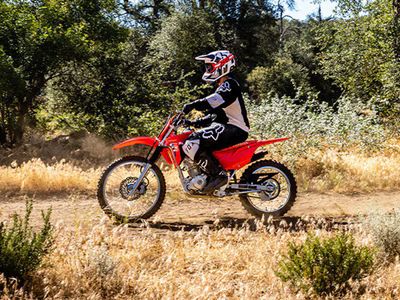 2025 Honda CRF125F - Photo 9