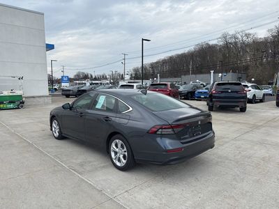 2025 Honda Accord Sedan LX CVT - Photo 6
