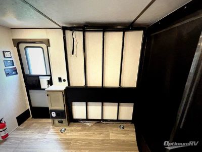 2027 Sunset Park RV Sun Lite — photo 12 view