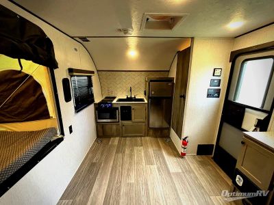 2027 Sunset Park RV Sun Lite — detail view