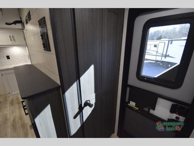 2027 Venture RV Campbound Platinum - Photo 34