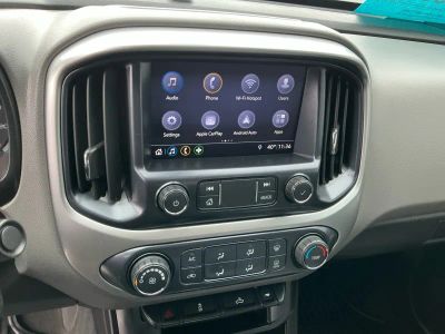 2019 Chevrolet Colorado — photo 11 view
