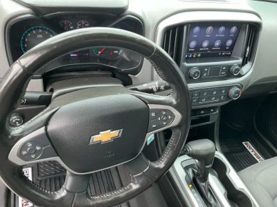 2019 Chevrolet Colorado — photo 14 view
