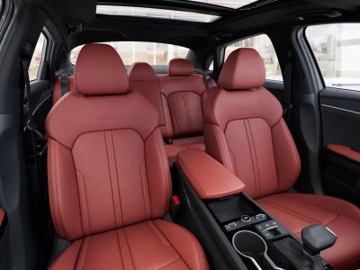 2026 Kia K5 — photo 8 view