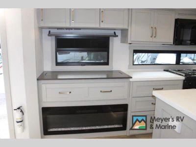 2025 Brinkley Model Z - Photo 17