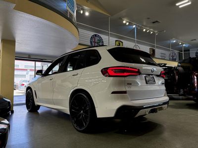 2023 BMW X5 - Photo 2
