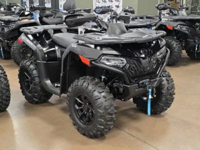 2025 CFMOTO CFORCE 600 — front three-quarter view