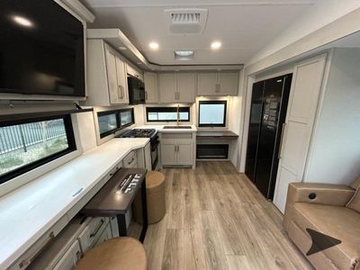 2026 Brinkley Model Z - Photo 11