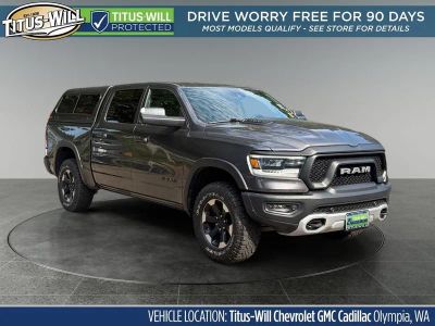 2022 RAM 1500 Rebel Crew Cab 4x4 5'7" Box in Gray — front three-quarter view