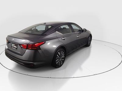 2024 Nissan Altima — photo 7 view