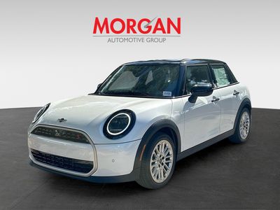 2026 MINI Hardtop 4 Door - Photo 2