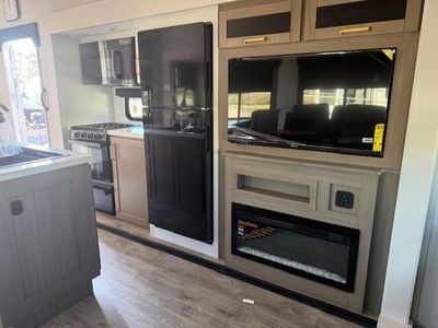 2026 Jayco Eagle HT - Photo 9
