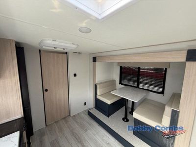 2025 Prime Time RV Avenger LT - Photo 7