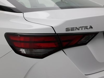 2025 Nissan Sentra - Photo 10