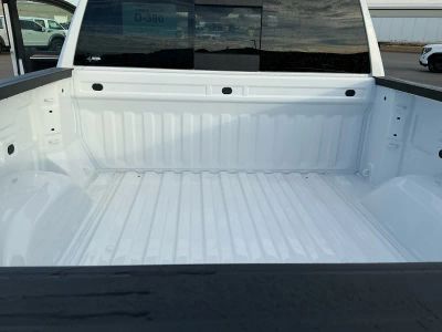 2026 Chevrolet Silverado 1500 — photo 18 view