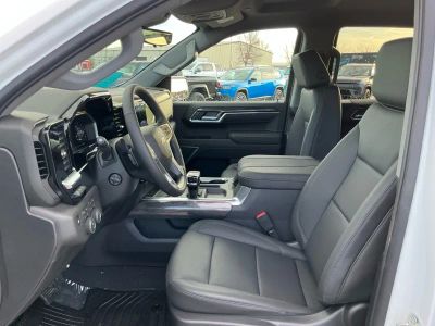 2026 Chevrolet Silverado 1500 — photo 10 view