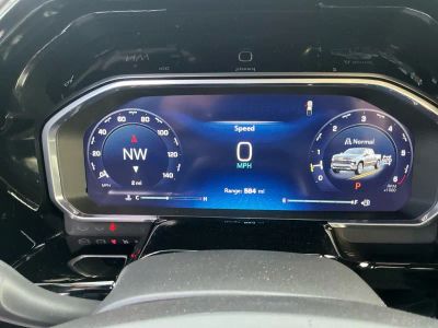 2026 Chevrolet Silverado 1500 — photo 11 view