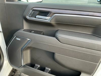 2026 Chevrolet Silverado 1500 — photo 21 view