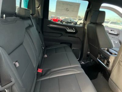 2026 Chevrolet Silverado 1500 — photo 19 view