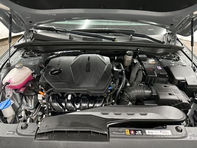 2025 Kia K5 - Photo 27