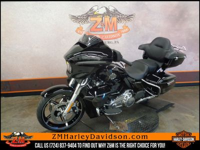 2025 Harley-Davidson Street Glide Ultra - Photo 2