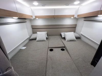 2027 Thor Motor Coach COMPASS AWD — photo 15 view