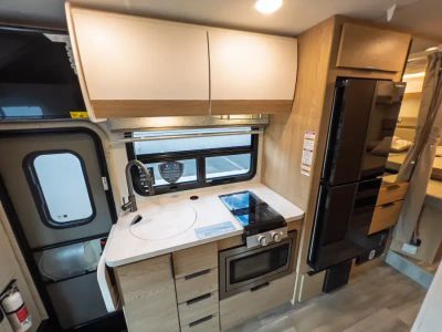2027 Thor Motor Coach COMPASS AWD — photo 9 view