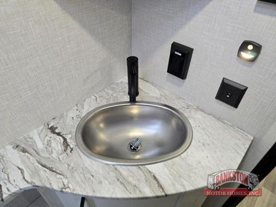 2026 Stratus SR302VBH - Photo 23