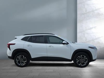 2025 Chevrolet Trax - Photo 7