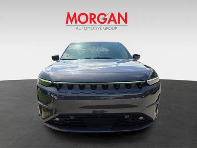 2024 Jeep Wagoneer S — side profile view