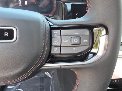 2024 Jeep Wagoneer S — photo 19 view