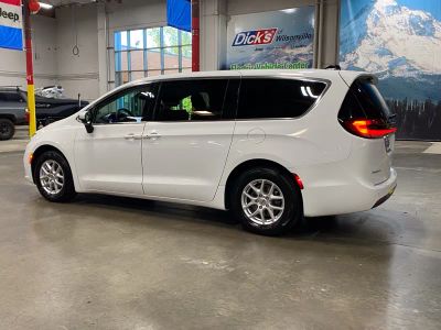 2023 Chrysler Pacifica — rear three-quarter view