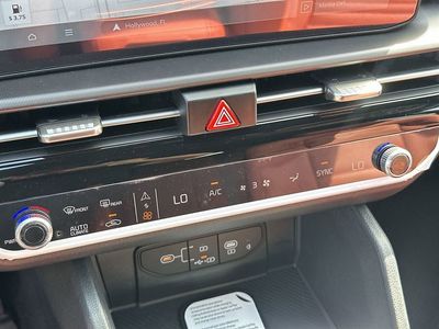 2026 Kia Sportage — photo 18 view