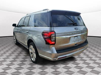 2024 Ford Expedition — rear three-quarter view