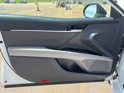 2022 Toyota Camry - Photo 5
