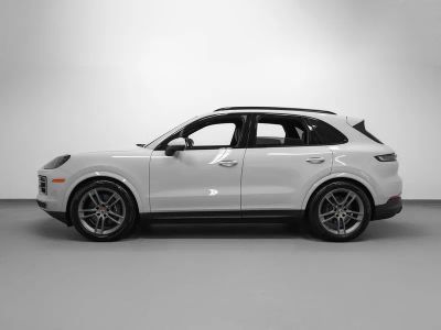 2025 Porsche Cayenne — side profile view