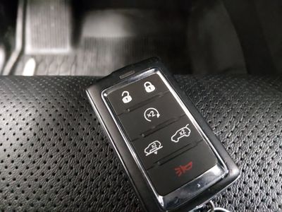 2024 Jeep Wagoneer L - Photo 15