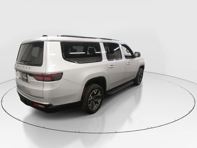 2024 Jeep Wagoneer L - Photo 7