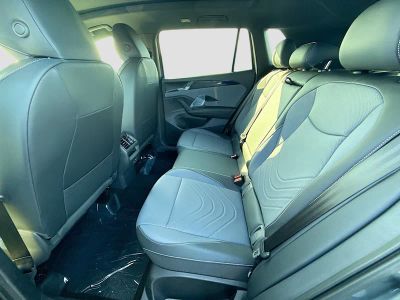2026 Volkswagen Tiguan — photo 21 view