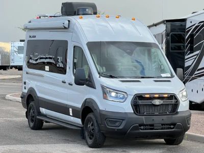 2027 Thor Motor Coach PALLADIUM — front three-quarter view