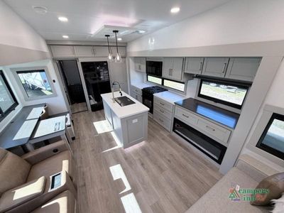 2026 Brinkley Model Z - Photo 2