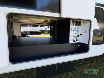 2026 Brinkley Model Z - Photo 41