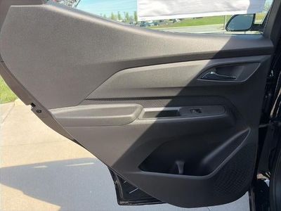 2027 Chevrolet Bolt - Photo 38