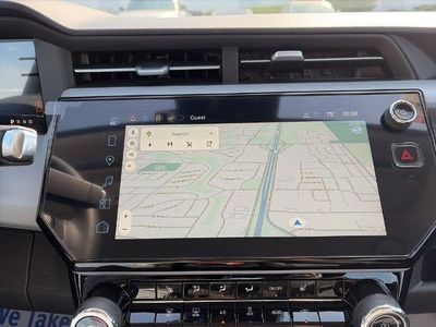 2027 Chevrolet Bolt - Photo 16
