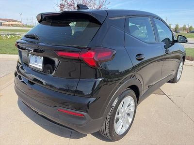 2027 Chevrolet Bolt - Photo 8