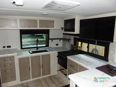 2025 Forest River RV Salem Hemisphere - Photo 10