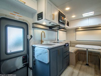 2026 Thor Motor Coach Quantum - Photo 14