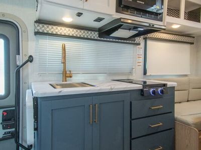 2026 Thor Motor Coach Quantum - Photo 15