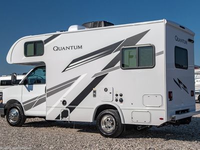 2026 Thor Motor Coach Quantum - Photo 2